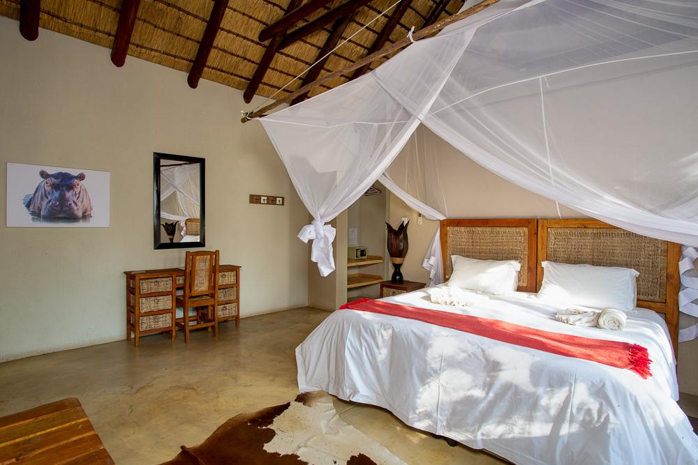 Kubu Bush Lodge — hero